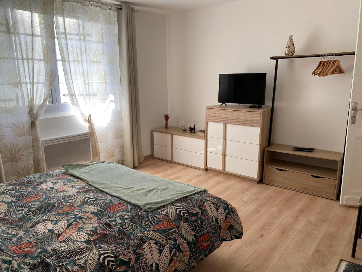 A Mouleydier Chez Faustine Bagian luar foto